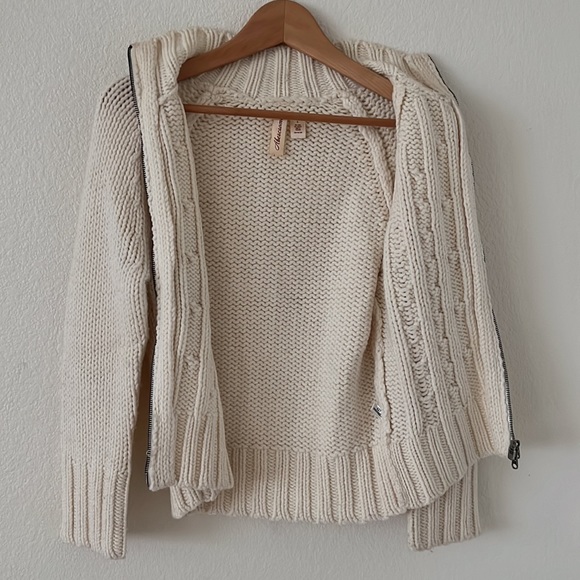 Abercrombie & Fitch Wool Zip Up Sweater Womens Large - Picture 3 of 5